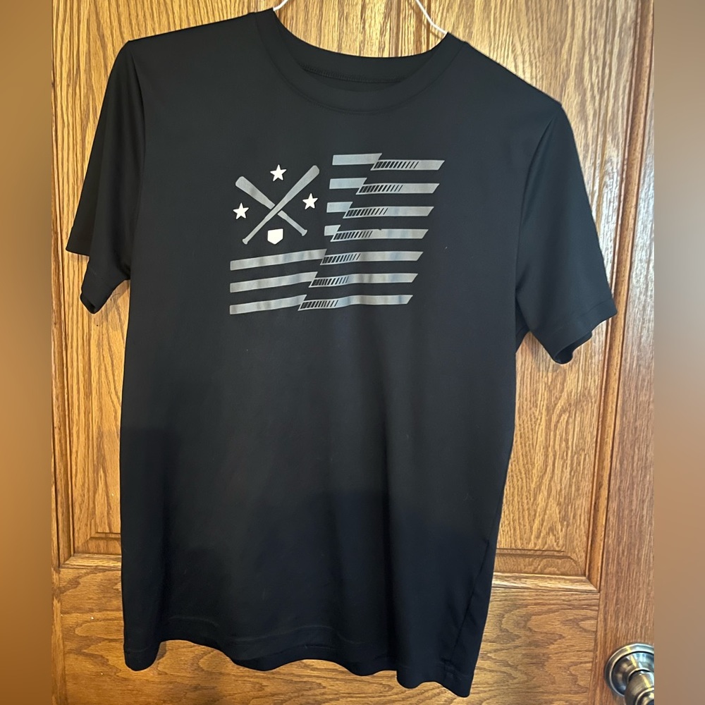 Black under armour athletic material baseball flag youth large T-shirt
